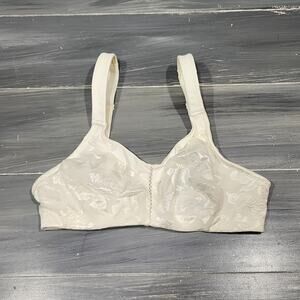 Wacoal Awareness Wireless Bra 85276 Ivory‎ 34C